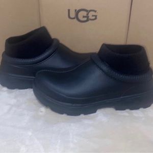 UGG TASMAN X size 8